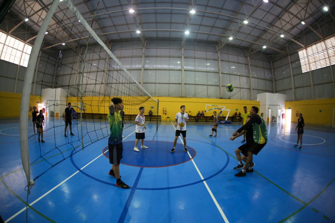 Esporte Educacional: confira dias e horários para cadastramento e recadastramento dos alunos de voleibol.