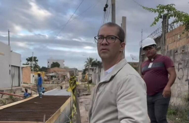 MARCELO BELITARDO ENFRENTA O BARRO E FAZ OBRAS HISTÓRICAS NO BAIRRO REDENÇÃO.