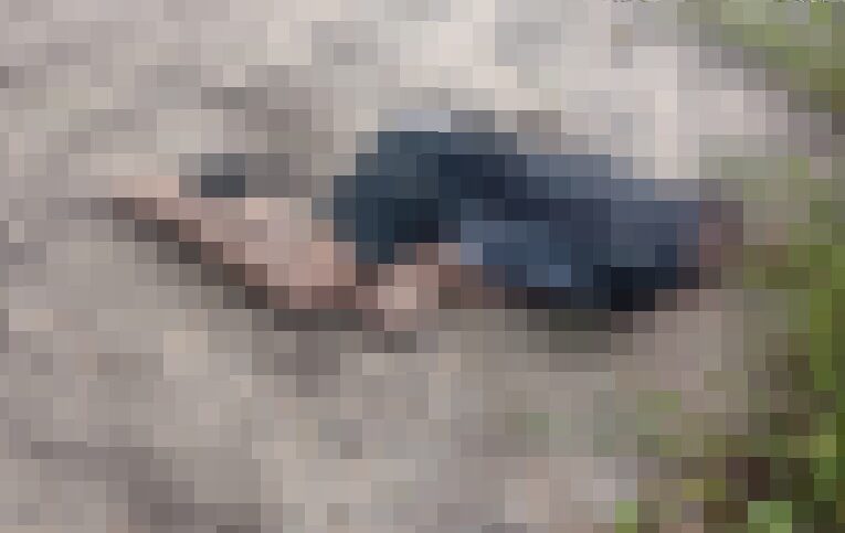 Corpo com mãos amarradas e marcas de tiro é encontrado em Condomínio na BA-001.